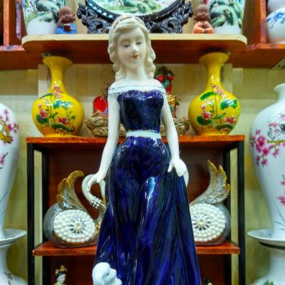 Tượng Cô Gái Phong Cách Châu Âu